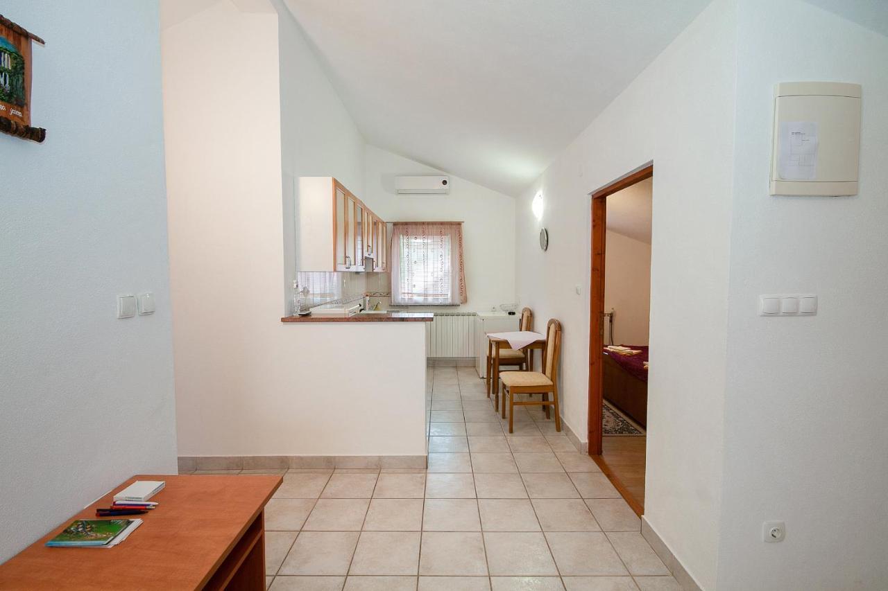Giga Apartment Rakovica Exterior foto
